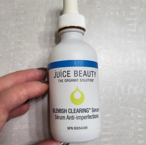 Skincare/Makeup bag! Urban Decay, Laura Mercier, Juice Beauty, Mac - Picture 2 of 10